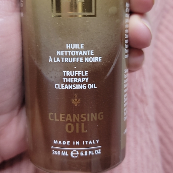 Skin & Co truffle therapy cleansing oil - Picture 2 of 4